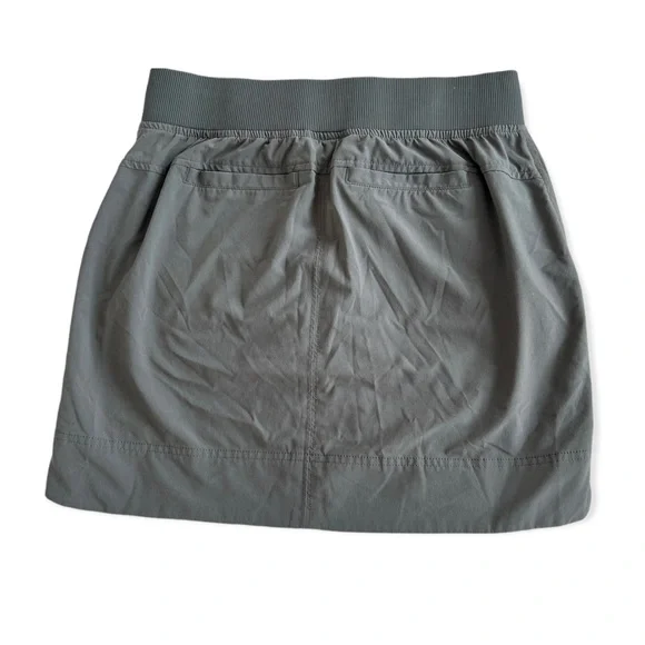 Athleta • Gray Midtown Skort • Size 2 - Picture 4 of 7